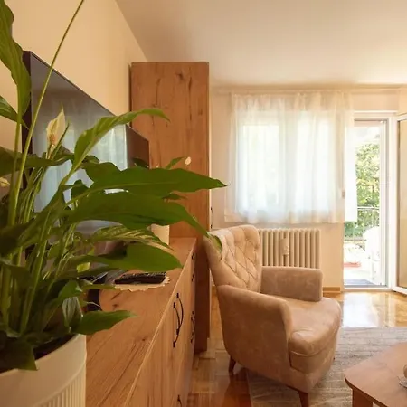 Apartment Family - Oasis With Easy Parking