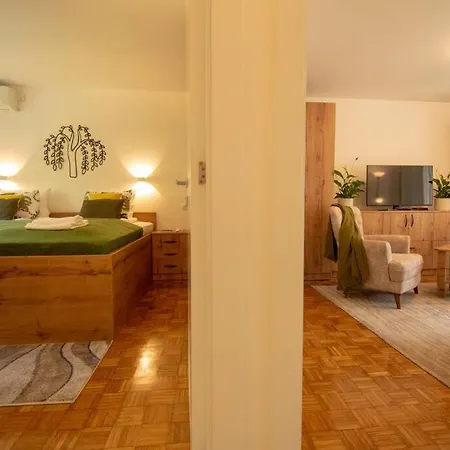 Family - Oasis With Easy Parking