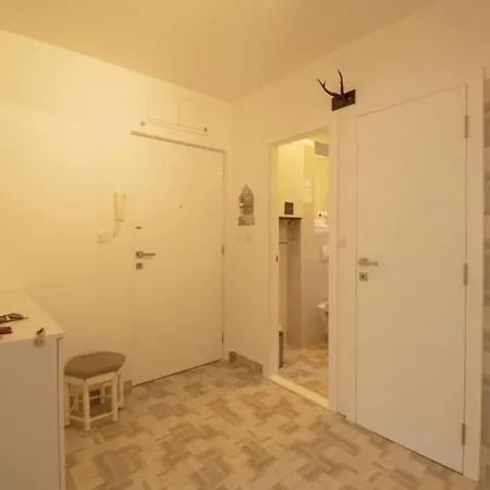 Apartment Family - Oasis With Easy Parking *