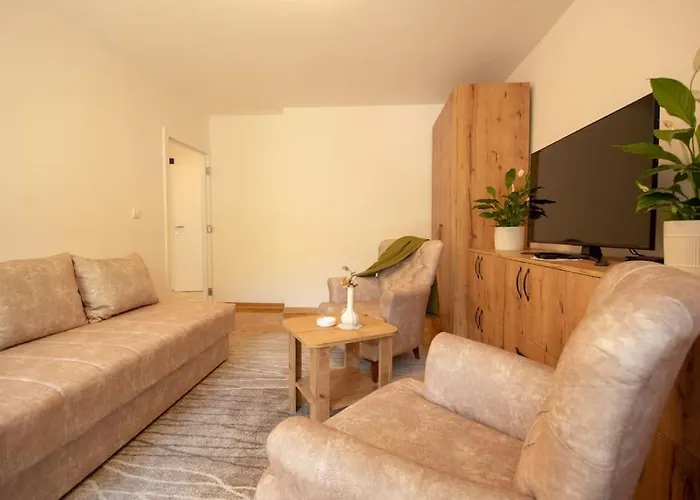 Family - Oasis With Easy Parking