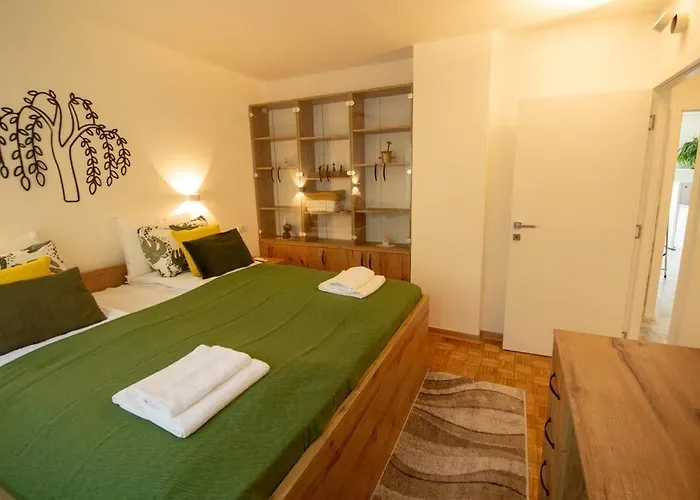 아파트 Family - Oasis With Easy Parking *