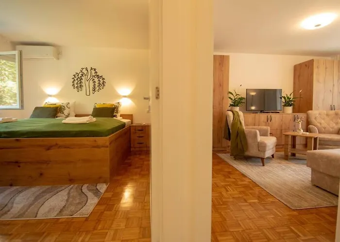 Family - Oasis With Easy Parking